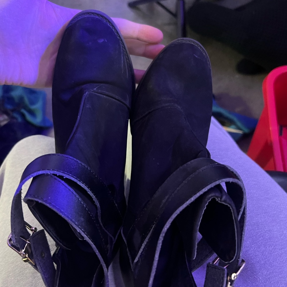 Stylish Black heel Ankle Boots size 8